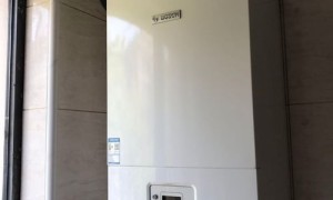 博世壁挂炉维修服务电话(博世壁挂炉24小时服务电话)